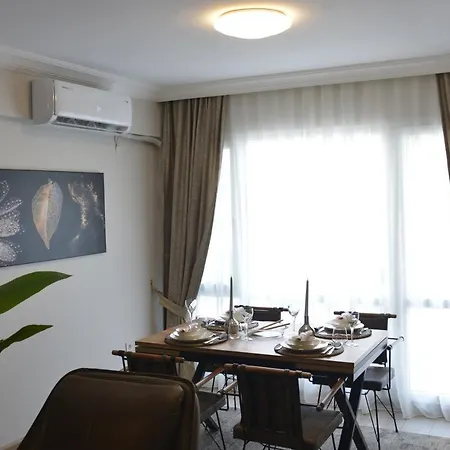 Sea View, Your In The Center Of Alsancak *