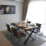 Sea View, Your In The Center Of Alsancak Appartement