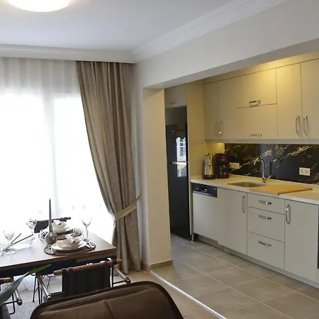 Sea View, Your In The Center Of Alsancak *