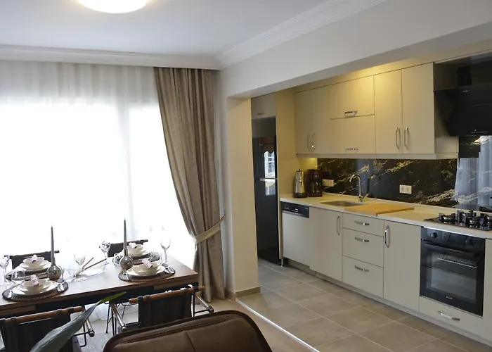 Sea View, Your In The Center Of Alsancak *